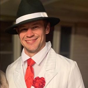 Meet your Posher, Justin